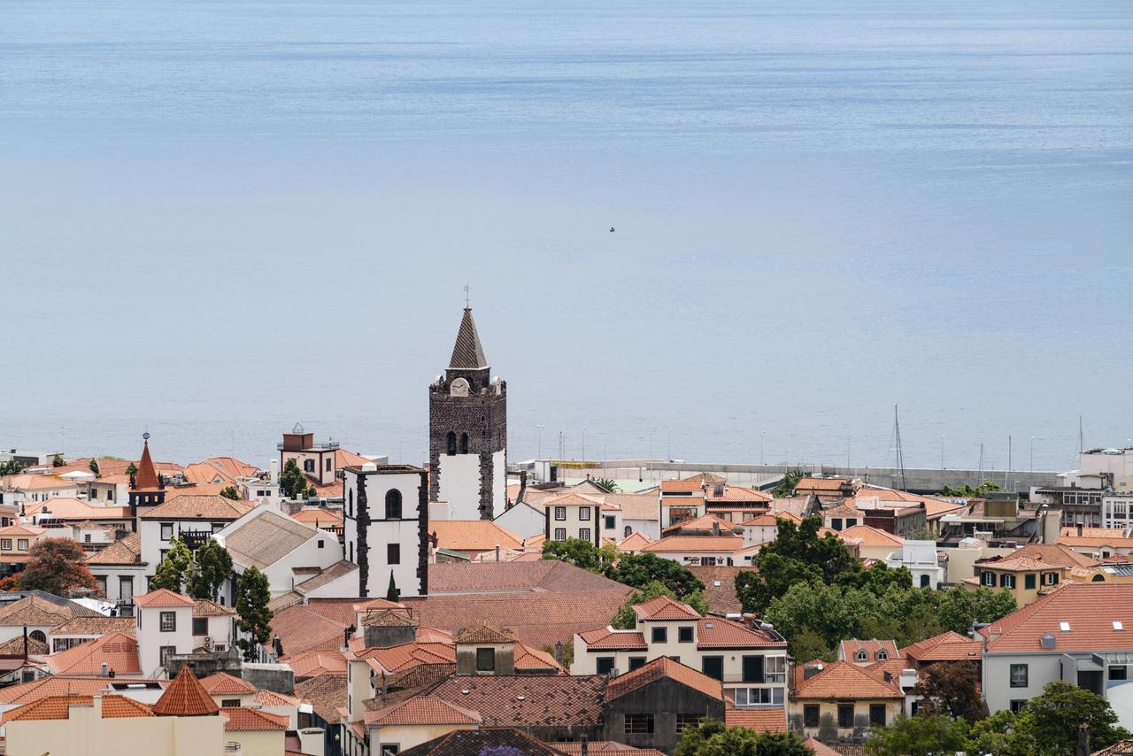 Quinta Deao I By An Island Apart Funchal  Buitenkant foto